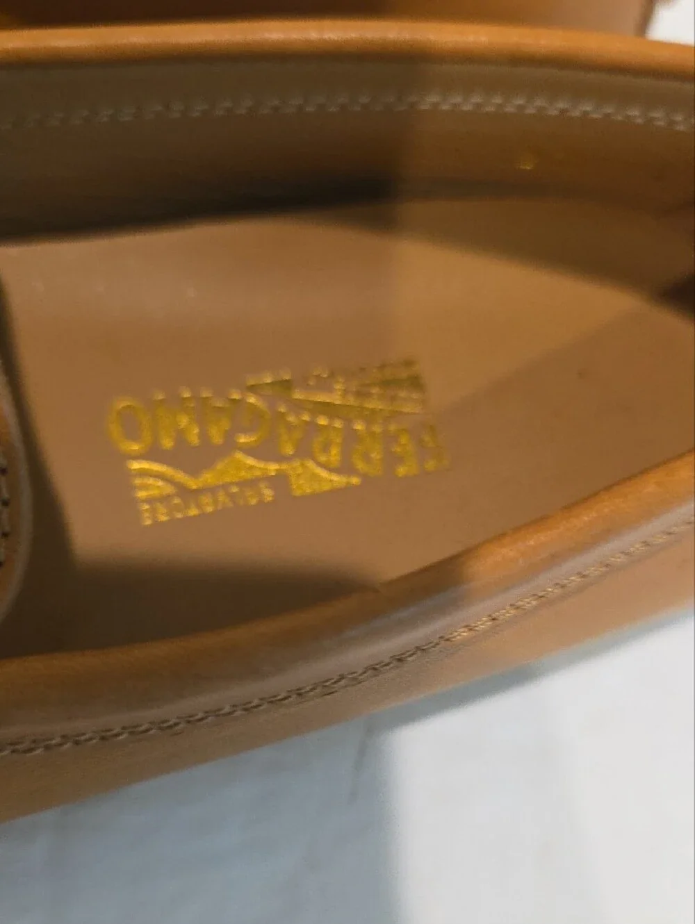 Ferragamo Tan Leather Driving Loafers with Gold Hardware Size 27